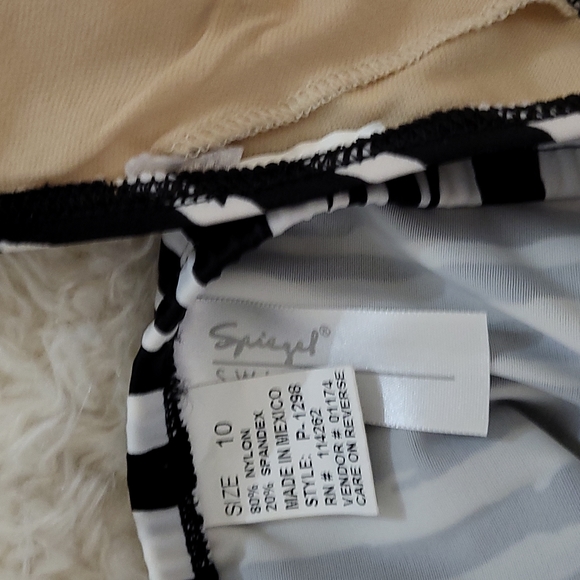 Spiegel Swim animal print size 10 - Picture 11 of 11